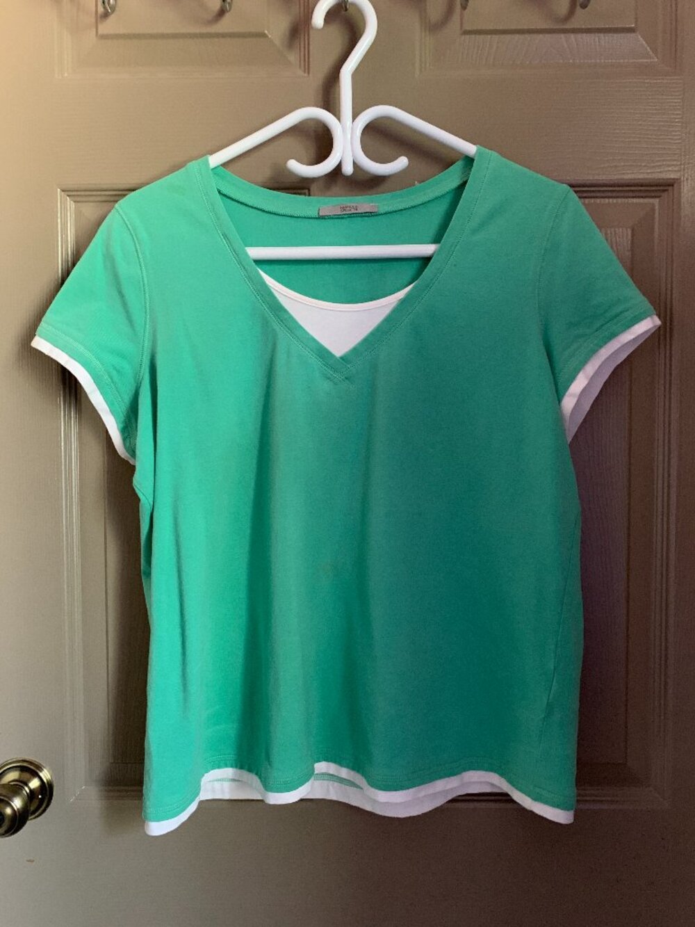 Marks & Spencer Mint Green V-Neck Tee Size UK 20 White Trim Casual Plus Size